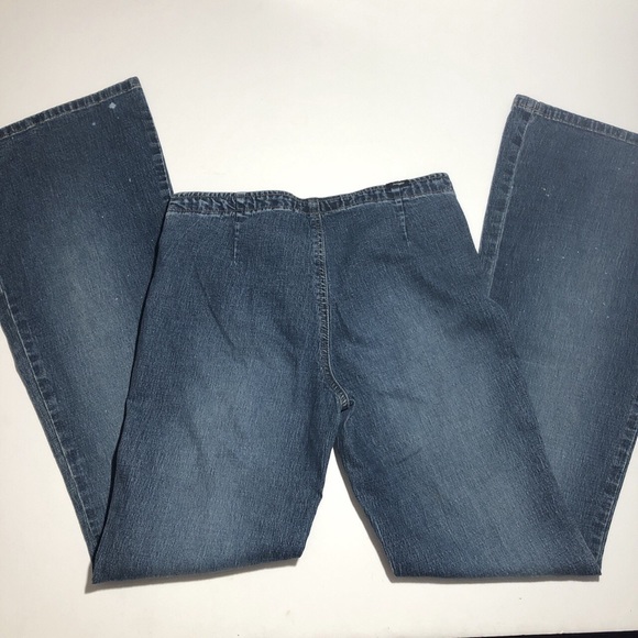 flare jeans with attatched belt - Picture 3 of 4